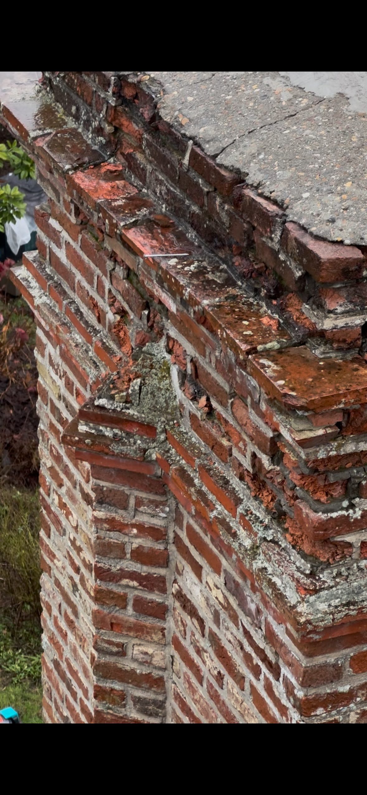 Souche de cheminée et solin, chantier mené par Toiture Charpente