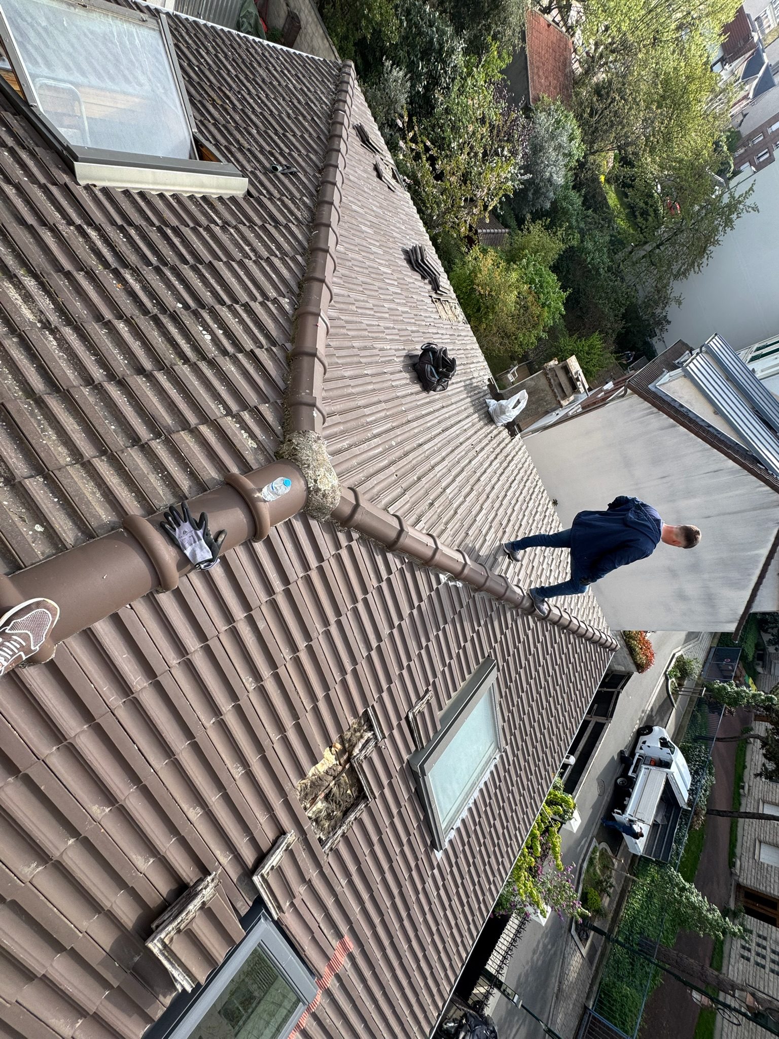 Toiture vue du ciel, chantier mené par Toiture Charpente