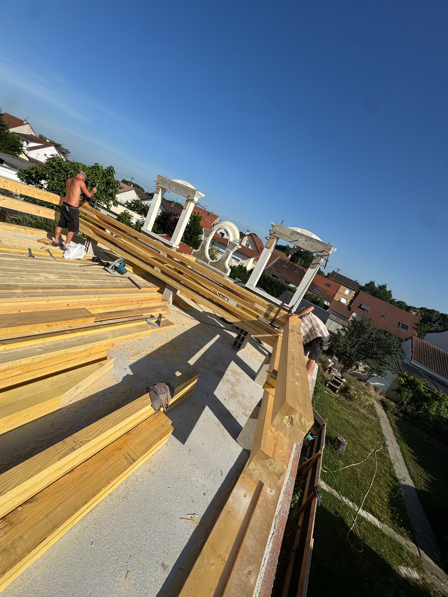 Liteaunage et écran de sous-toiture, chantier mené par Toiture Charpente
