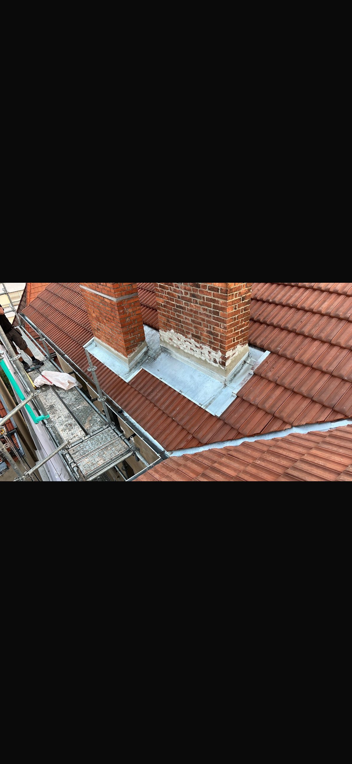 Couverture en tuile, chantier mené par Toiture Charpente