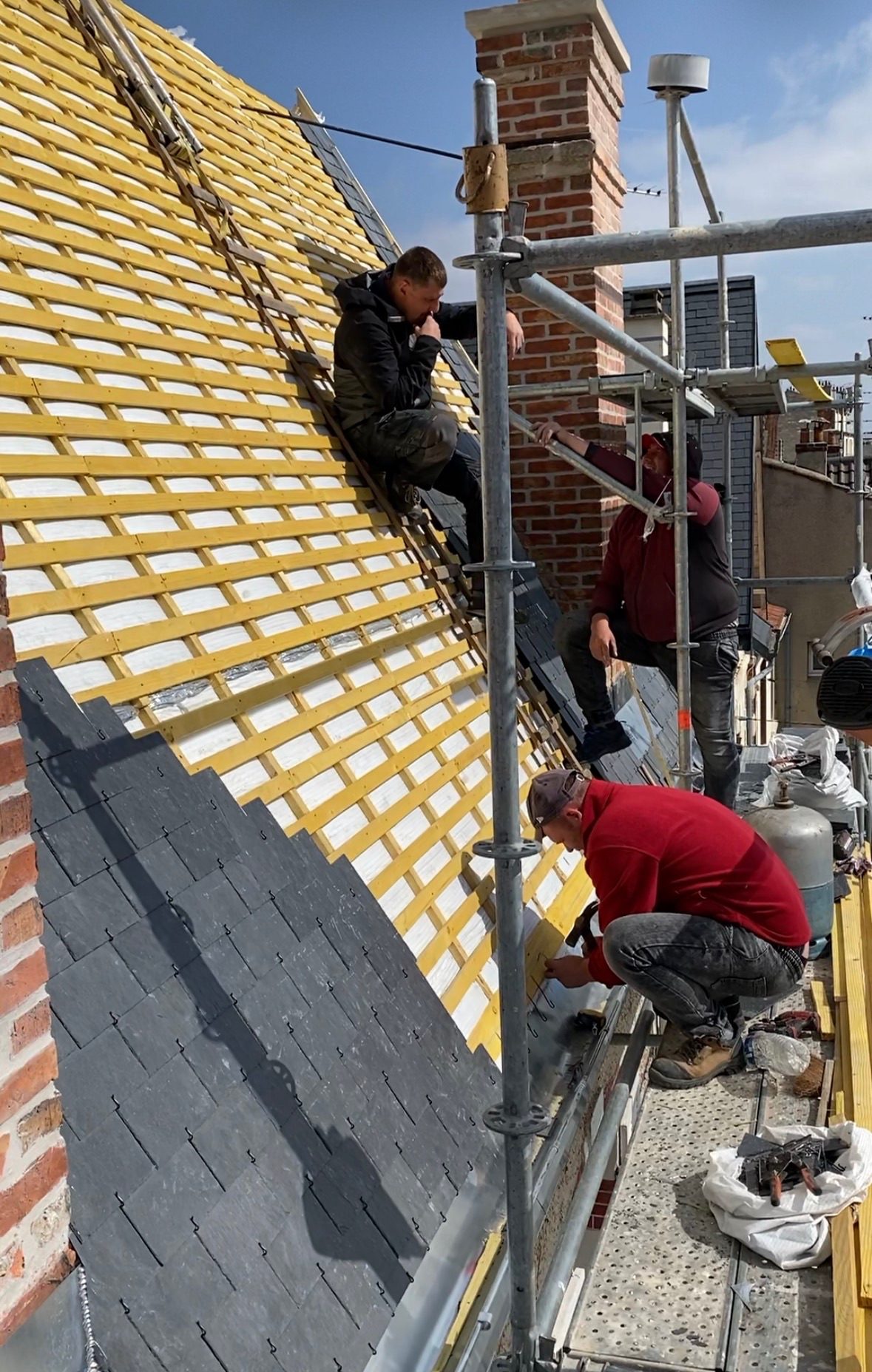 Liteaunage et écran de sous-toiture, chantier mené par Toiture Charpente