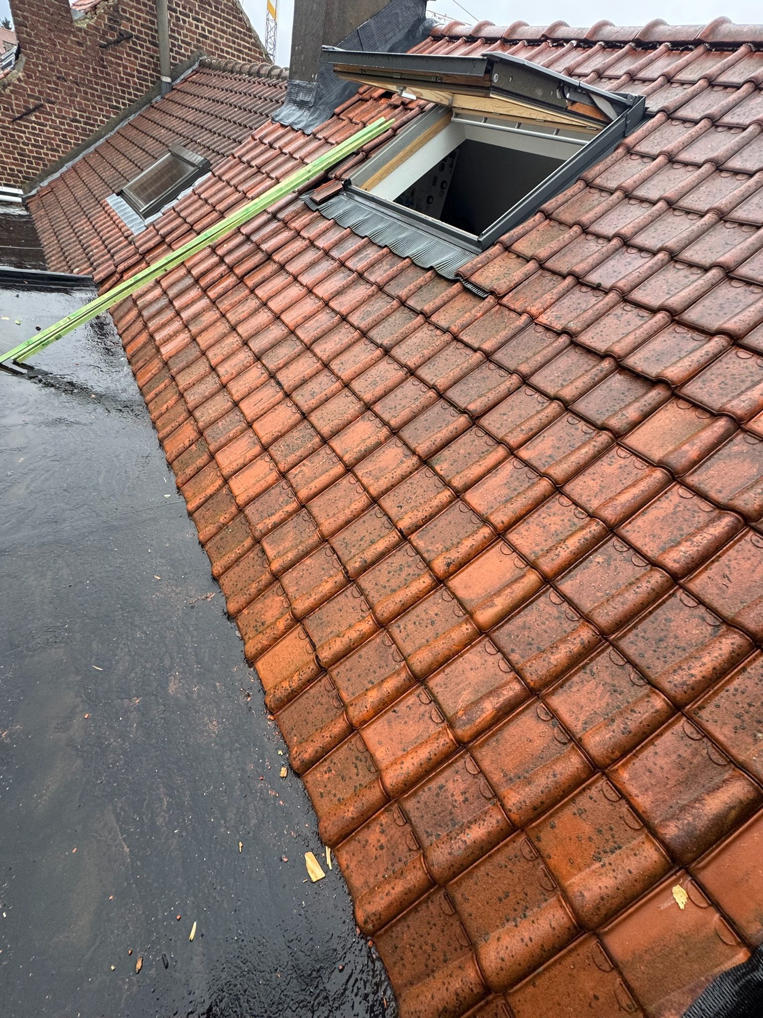 Fenêtre de toit et lucarne, chantier mené par Toiture Charpente