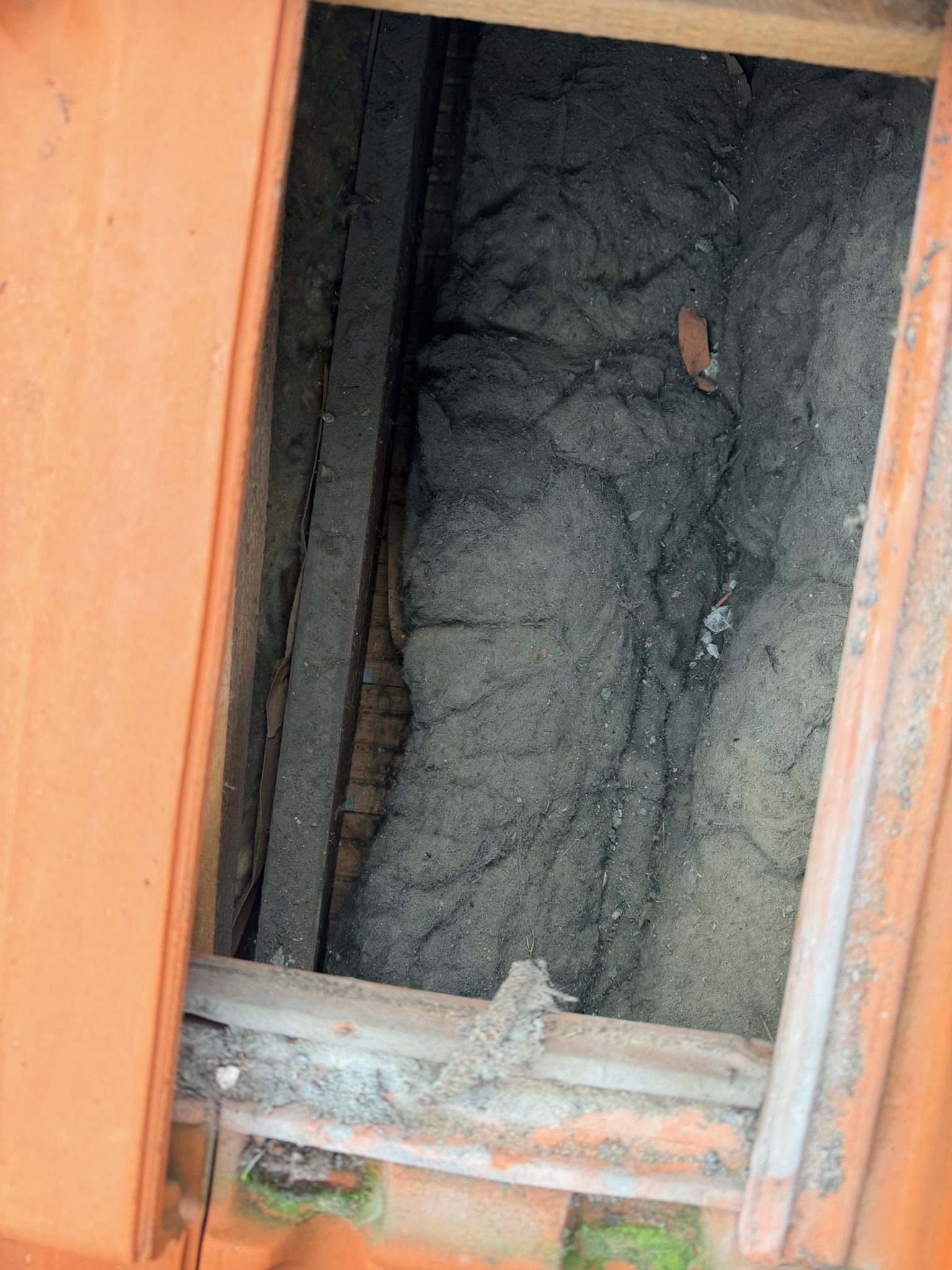 Gouttière, chéneau et noue en zinc, chantier mené par Toiture Charpente