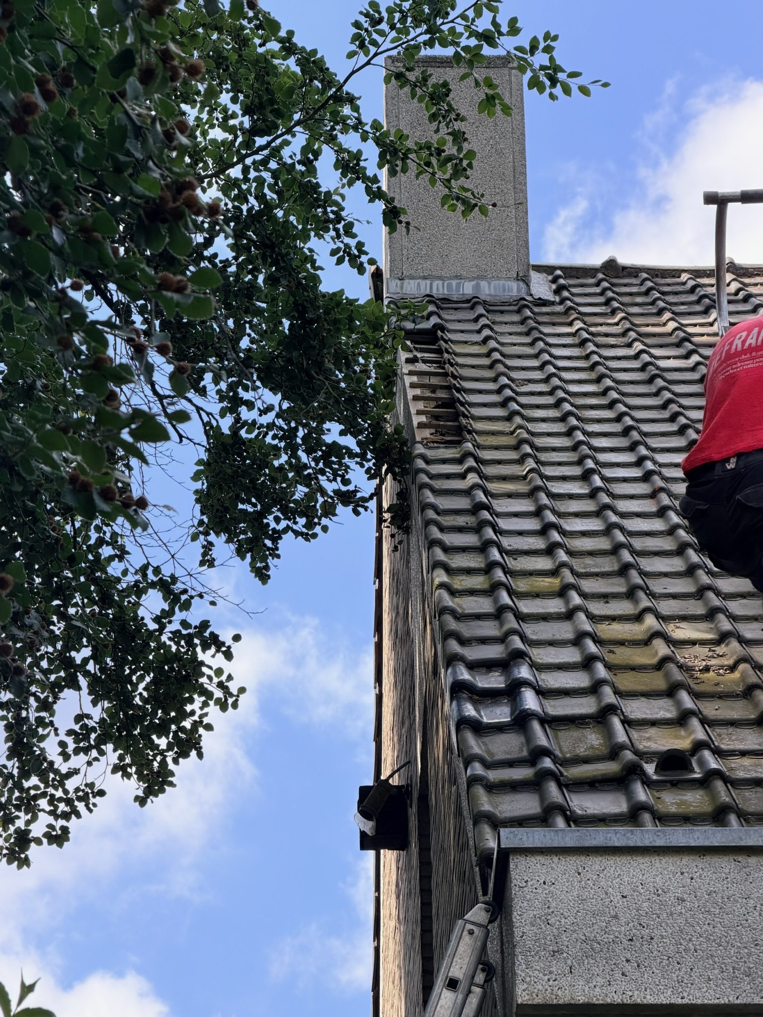 Souche de cheminée et solin, chantier mené par Toiture Charpente